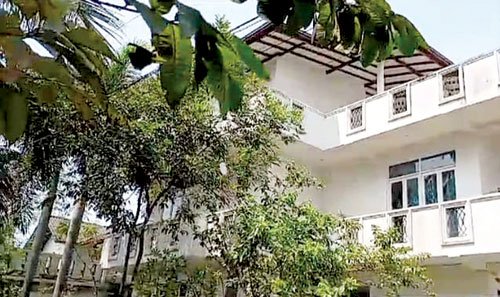 නීති විරෝධී මත්පැන් නිෂ්පාදනය කළ නිවෙස