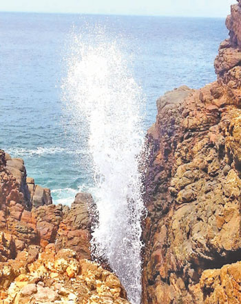 හුම්මානය ගොඩබිමට දිස්වන අයුරු